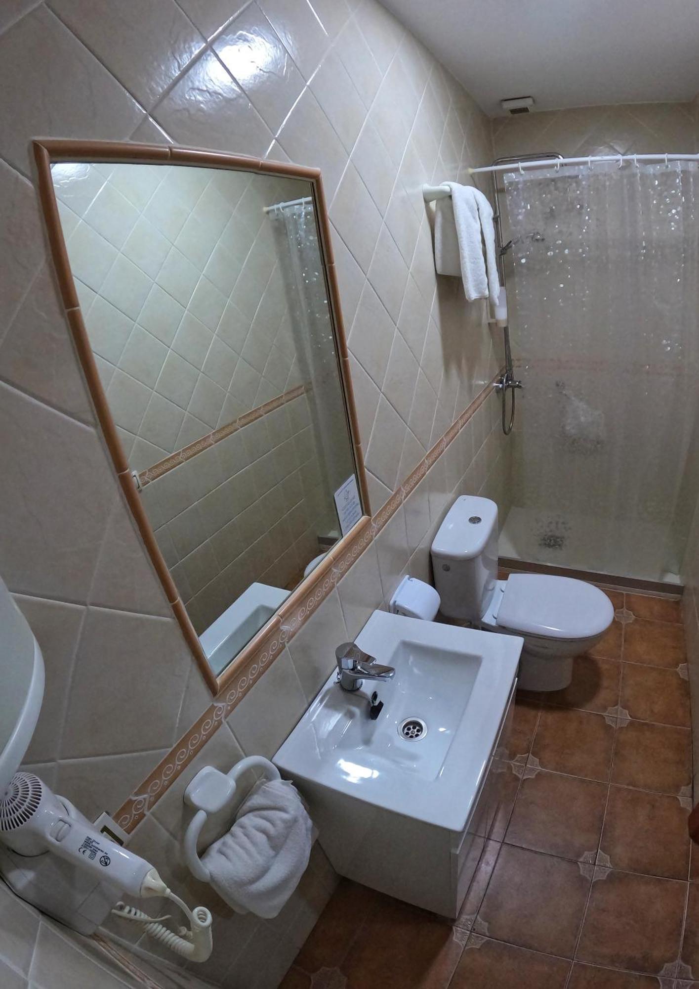 Hostal Canalejas Cádiz Exteriör bild